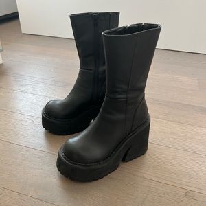 UNIF Parker Boot NWOT size 6